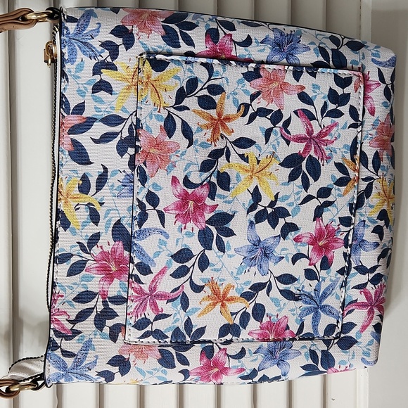 Floral Crossbody Bag with Multi-Color Design - Picture 4 of 6